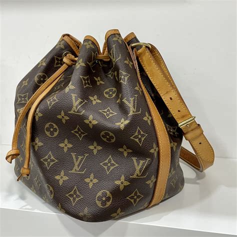 prezzo secchiello louis vuitton vintage|Borsa A Secchiello Louis Vuitton Sac Noè Monogram PM .